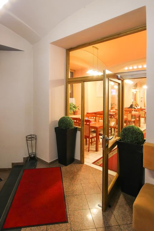 Hotel Prajer Vodňany Exterior foto